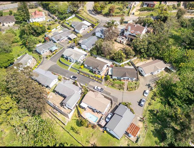 3 BEDROOM SECTIONAL TITLE FOR SALE IN BELLAIR